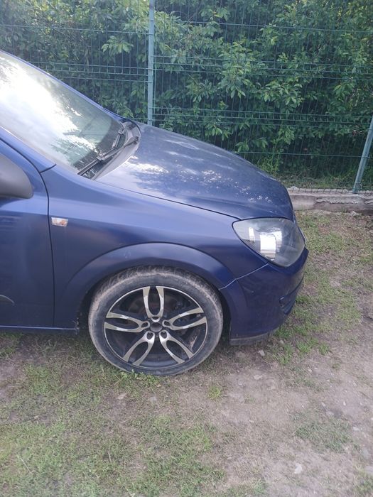 Vând Opel astra h  break 2005 motor 1.7 cdti