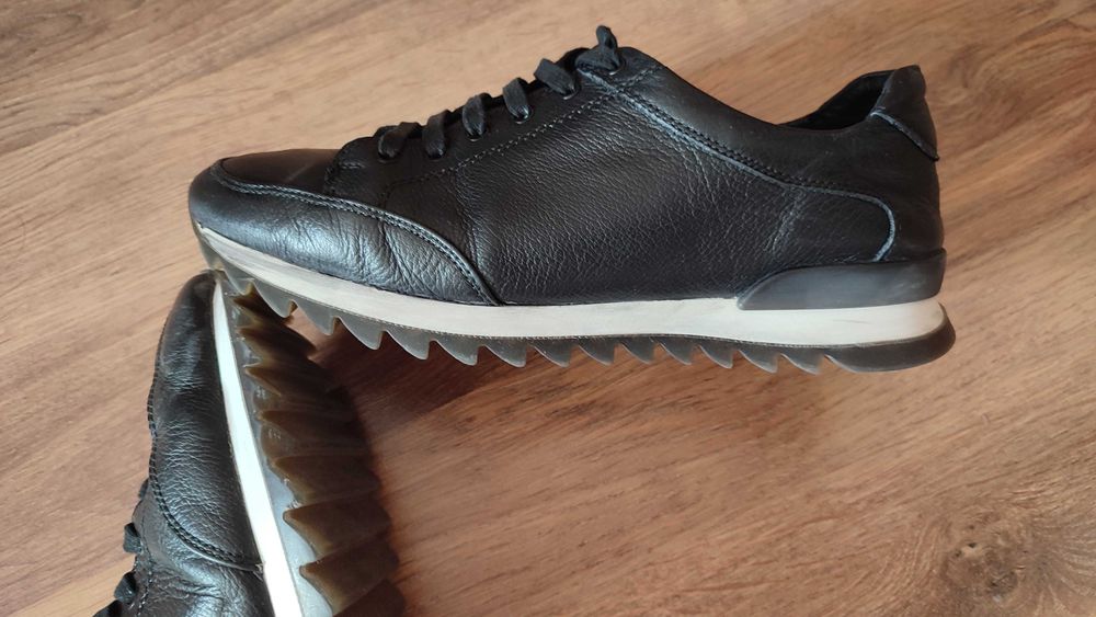 Обувь ,туфли кроссовки