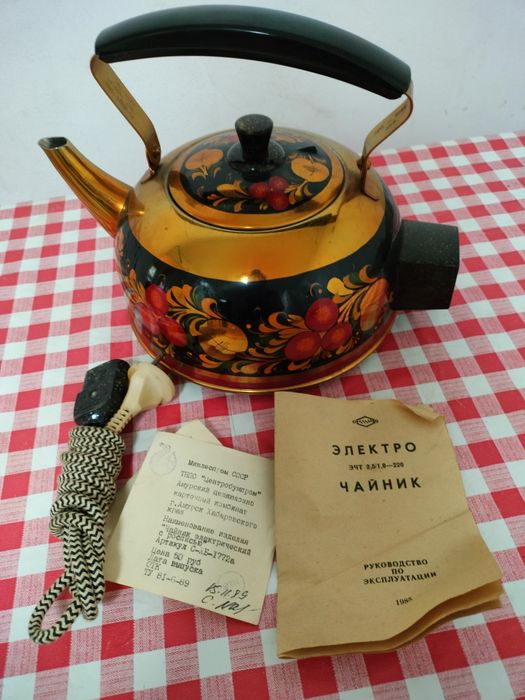 Электрочайник СССР с росписью.