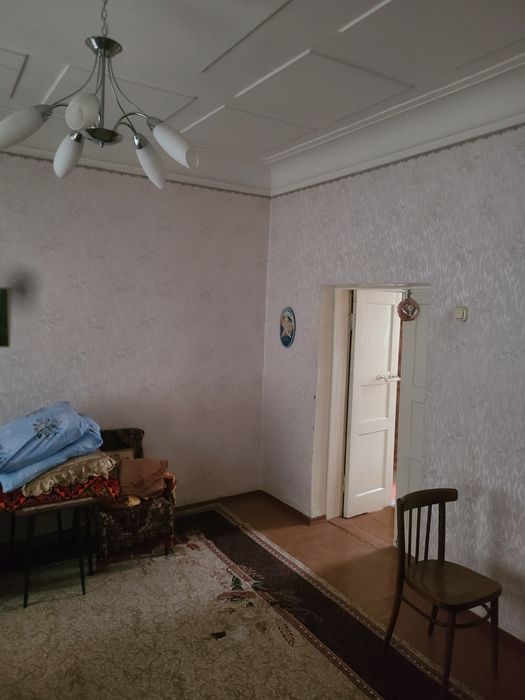 Товоксойда 7 сотикли ховли сотилади.