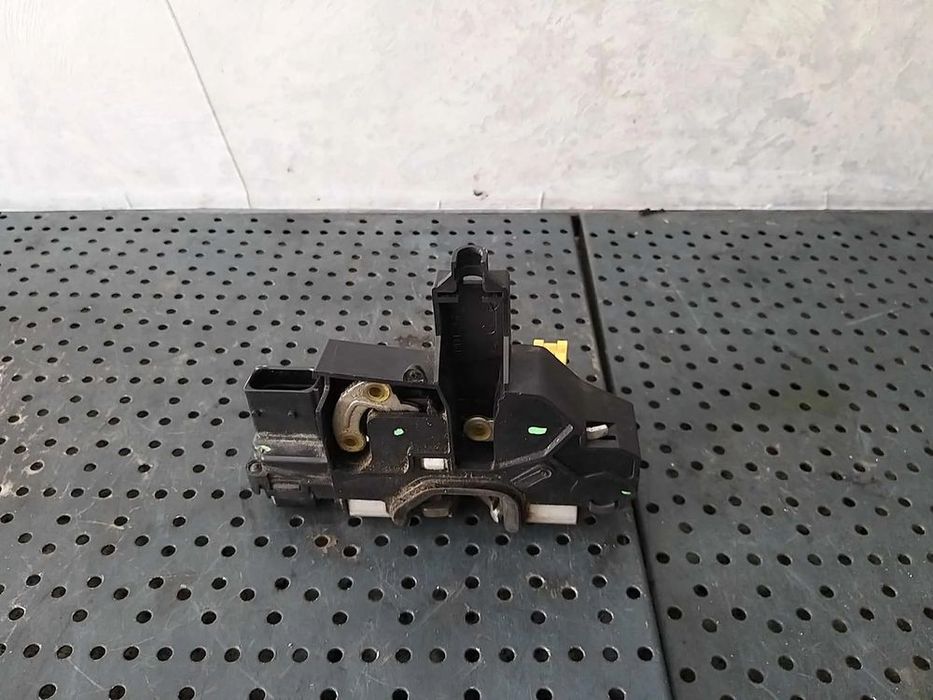 Broasca usa stanga fata saab 9 3 12803474