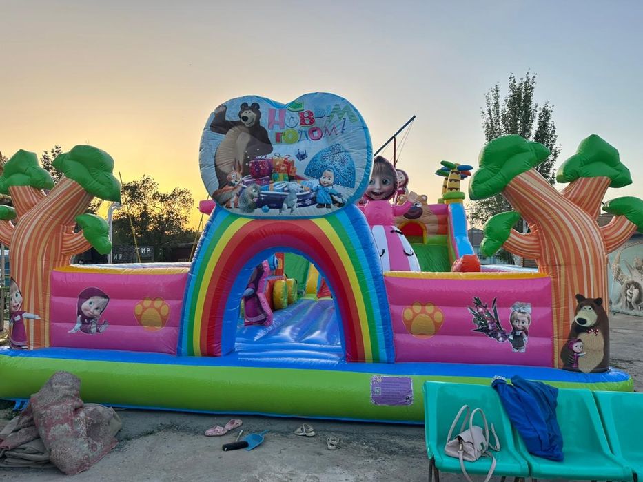 Надувной батут для парков