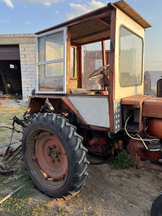Продам трактор т25 владимирец