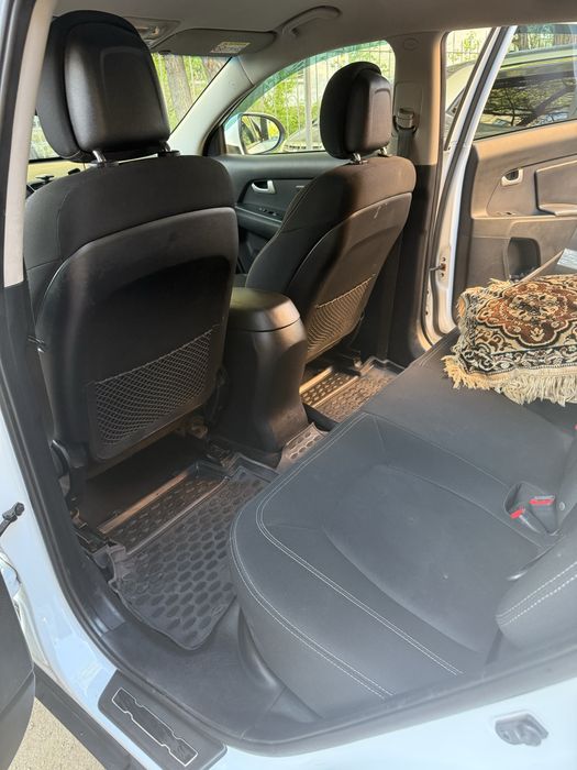 Kia sportage 2014 год