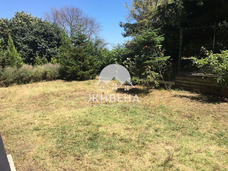 Четиристаен апартамент под наем с паркомясто, м-т Евксиноград