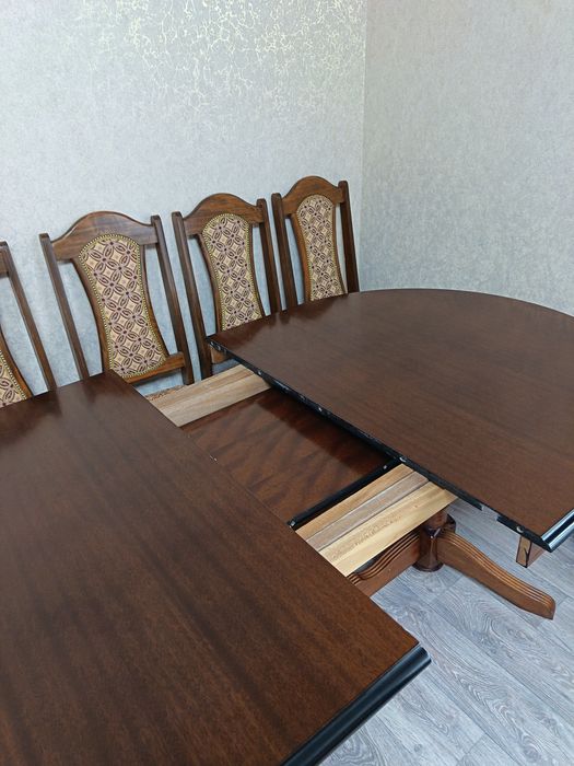 Продам стол 80000 тенге