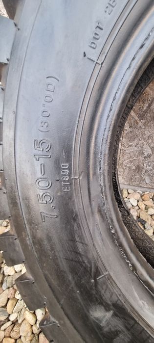 Anvelopa Stivuitor Deestone 7.50-15 14 PR  Camera și manșon