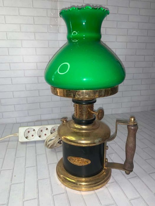 Lampa cu maner din alama