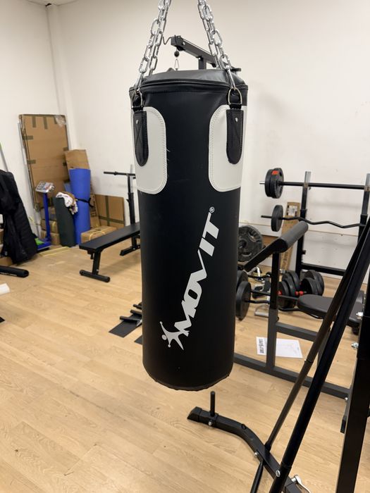 Sac de box 30 kg un metru+suport de podea, noi,pret promo 1000 lei fix