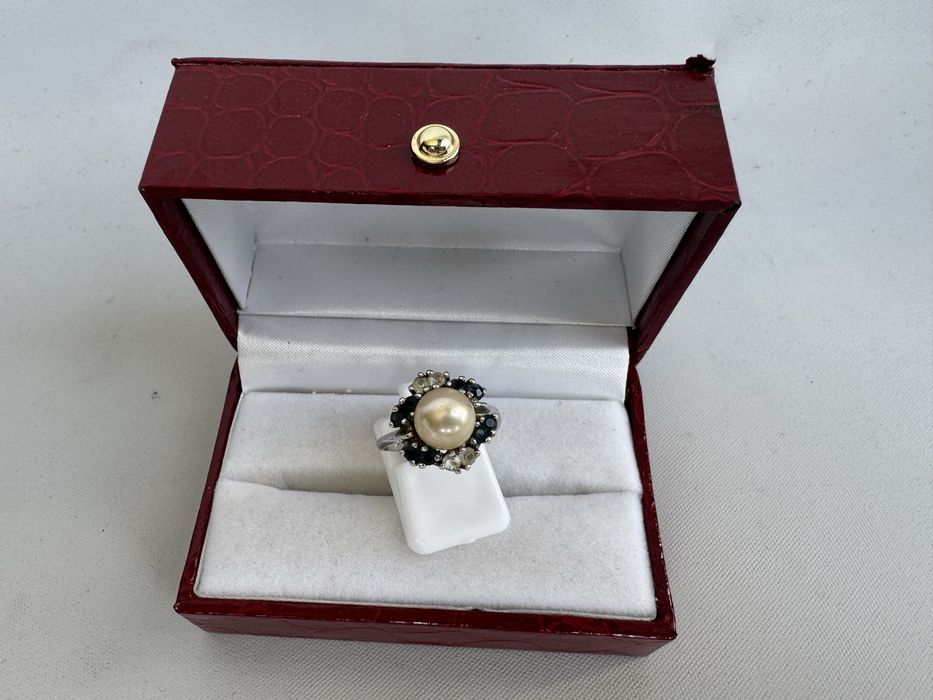 Inel din argint, perla si cubic zirconia