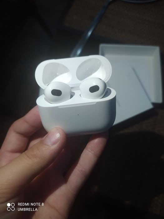 Airpods 3 продаю