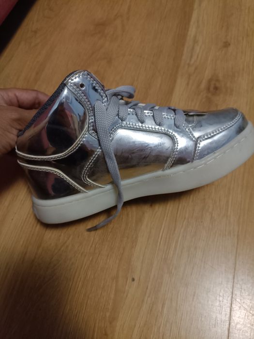 Детские ботинки на девочку