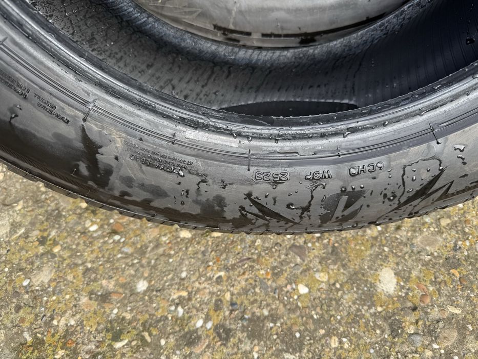 Anvelope de iarna 225 60 R18 Bridgestone Blizzak Lm 005 Dot 25/2023 10