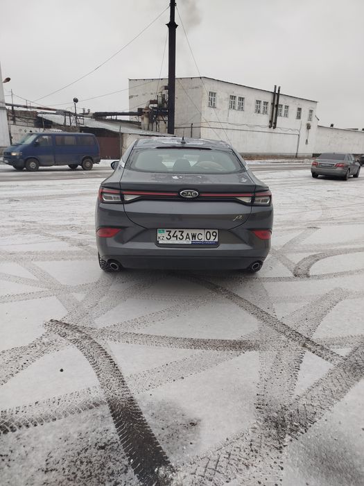 Продаю авто JAC J7 2022 GOD