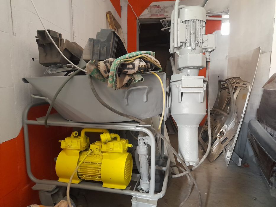 Продам штукатурный агрегат МП25