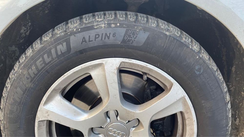 Jante Audi R16 + Anvelope de iarnă Michelin Alpin 6 225/55 R16