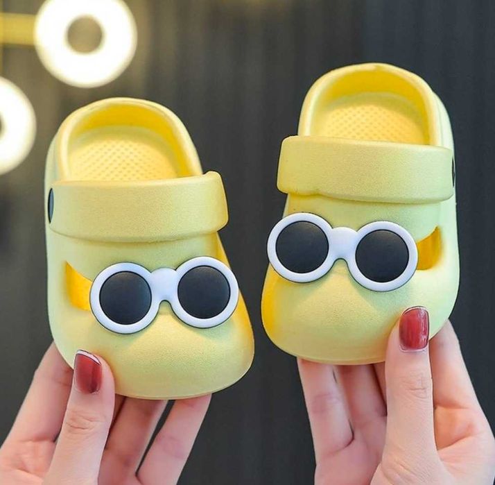 Продам кроксы детские