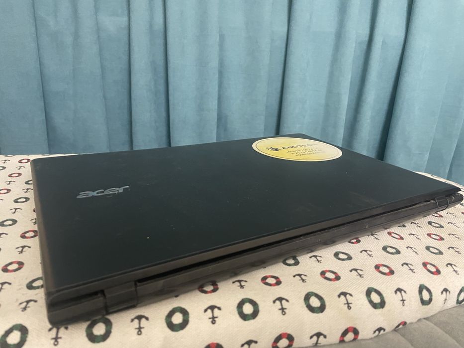 Ноутбук Acer продается срочно