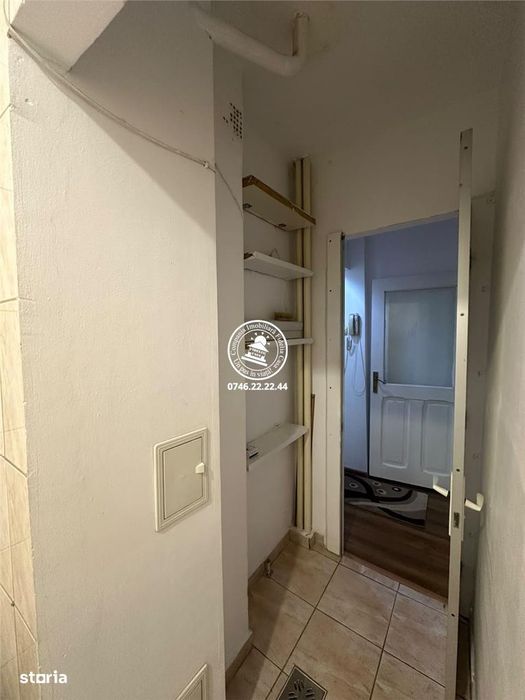 Apartament 2 camere, etaj intermediar, fara risc - Podul de Piatra