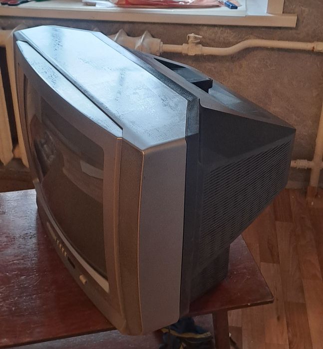 Продам телевизор
