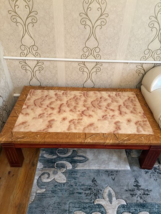 Срочно! Продам шикарное кресло и стол
