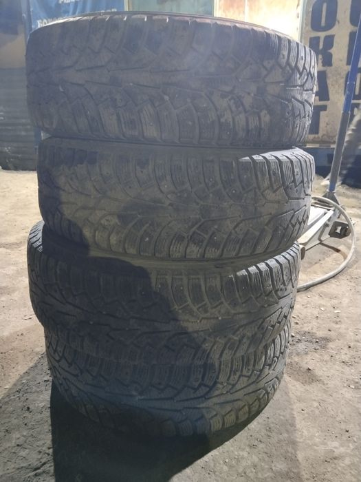 Продам б/у шины 195/65 R15