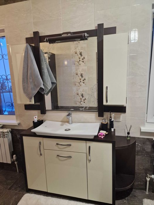 Мебель в ванную б/у