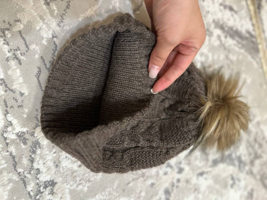 Продам зимнюю шапку