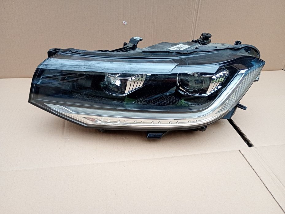 Far faruri full led Lexus UX RX Mazda 3 VW T-Cross T-Roc