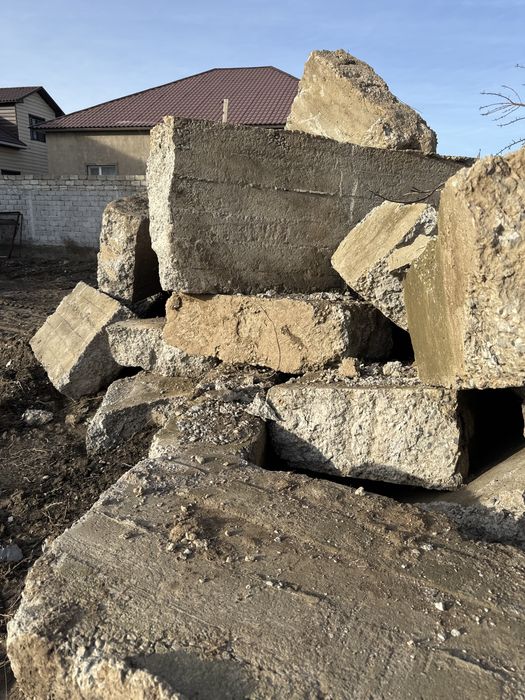 Фунтамент щебеньмен куйылган