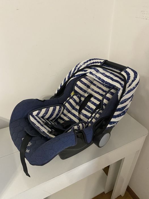 Продам автолюльку