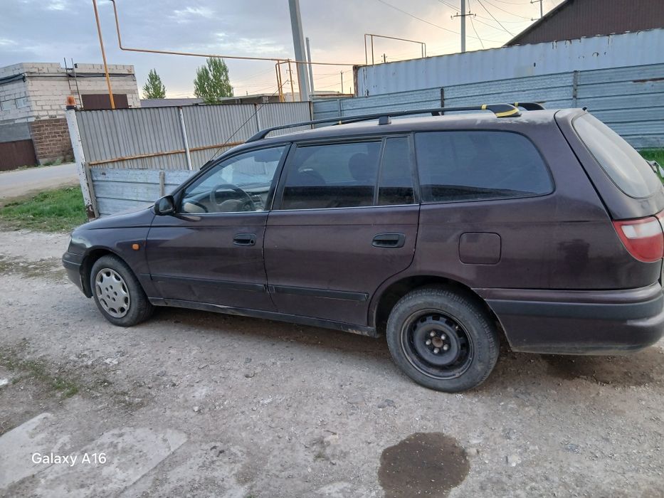 Продам тайота карина е 1994