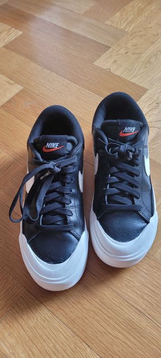 Кецове Nike за жена/ момиче 37.5