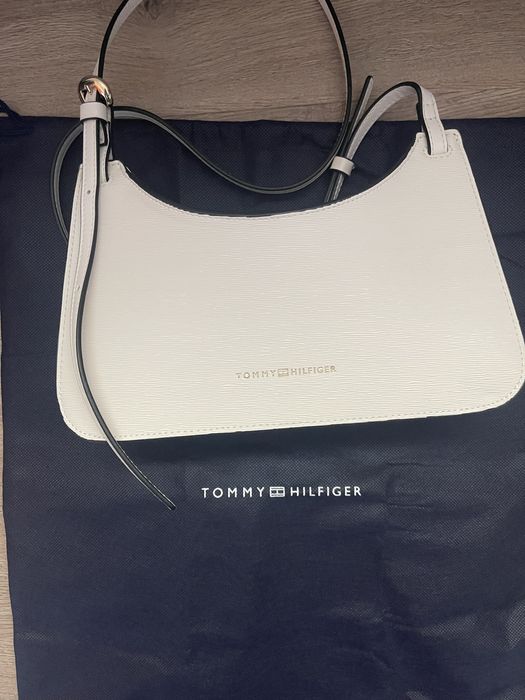 Чанта Tommy Hilfiger