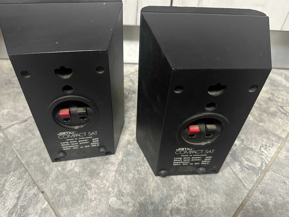 Тонколони Jamo Compact SAT