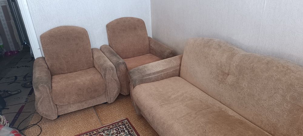Продам тройку диван