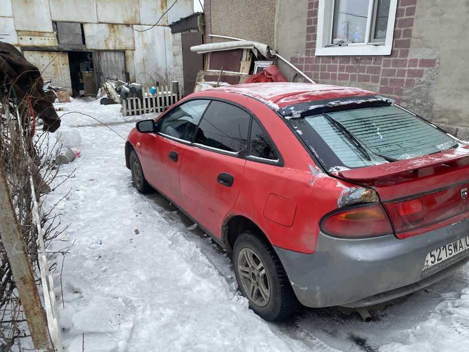 Продам мазду 323