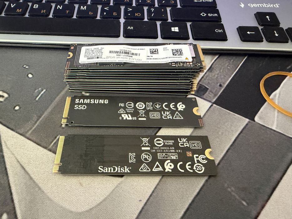 Ssd m2 256gb nvme samsung и sandisk