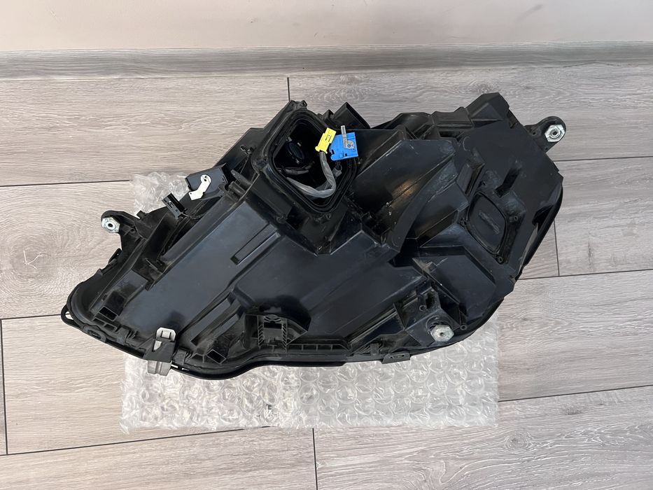 Far dreapta Mercedes S Class W222-Original-EU-A2229062404/A2229069102