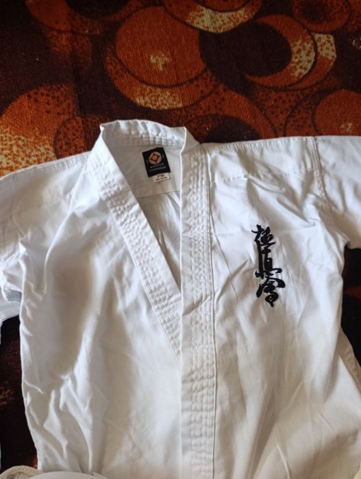 Продам кимано ...18000тг