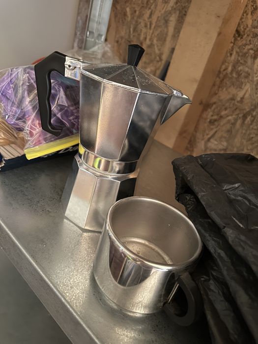 Expresor cafea aluminiu , camping, drumetie, cana inox