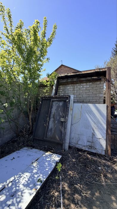 Продам ворота для гаража хорошем состояним б/у
