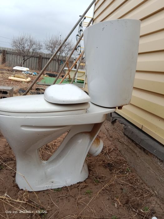 Продам унитаз, б/у,  10000