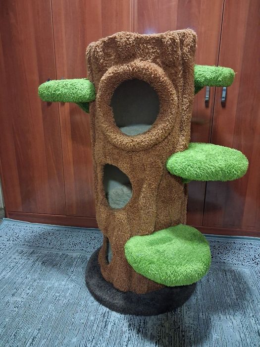 Продаю домик  деревце