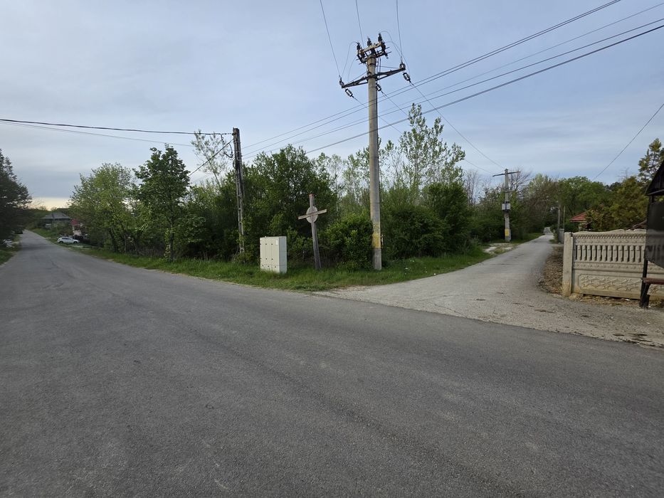 Teren intravilan în Târgu Carbunesti,  sat Pojogeni