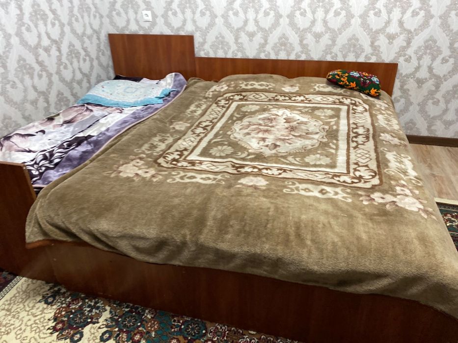 Мебель комплект.Кровать и Шифонер