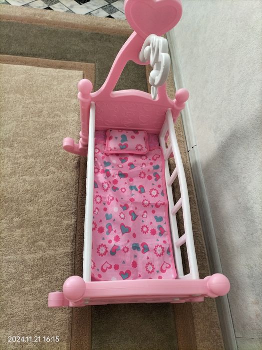 Кроватка для куклы