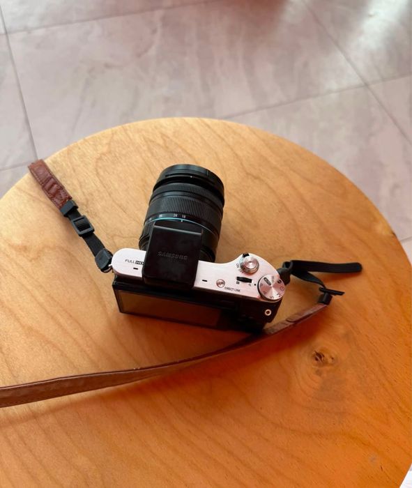фотоаппарат Samsung NX300