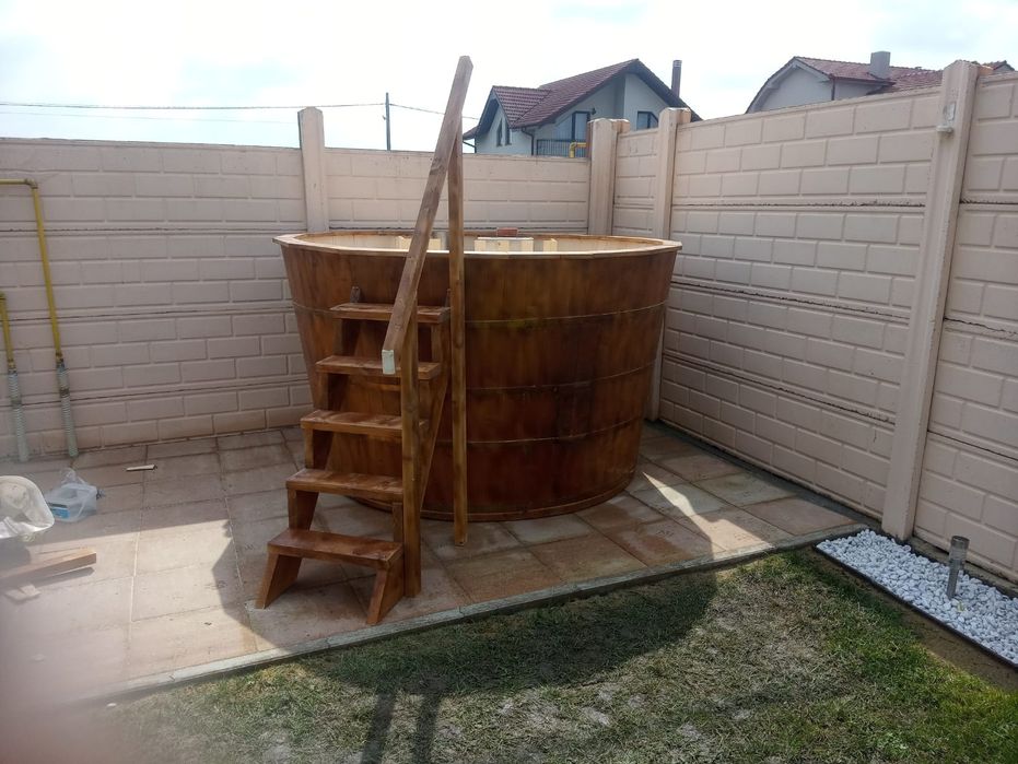 Ciubăr cu sobă de inox pe stoc