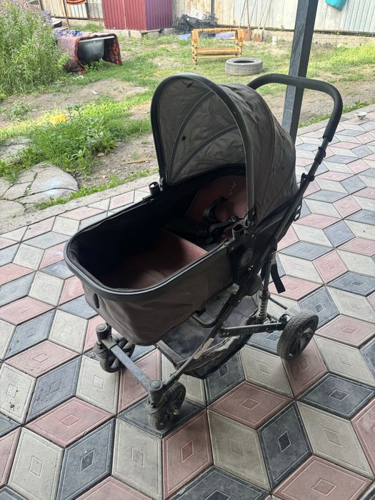 Каляска детская